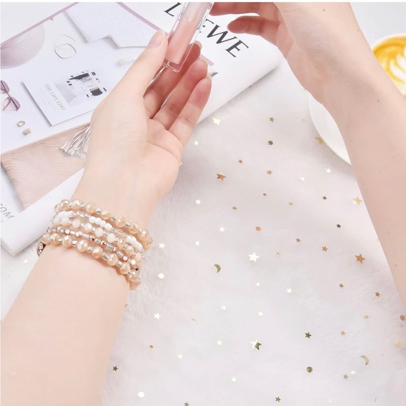 Beaded Apple Watch band - Picture 3 of 6